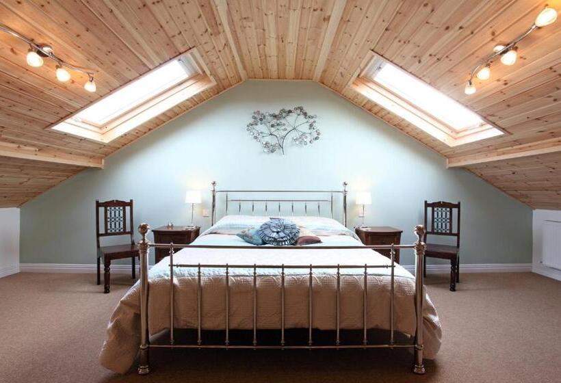 Люкс, Dairy Barns