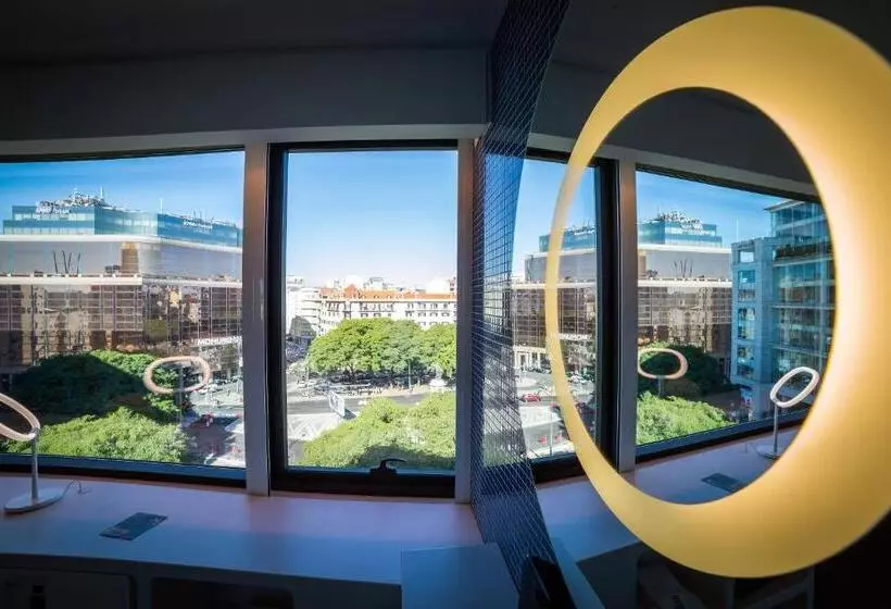 Quarto Triplo Superior, Evolution Lisboa