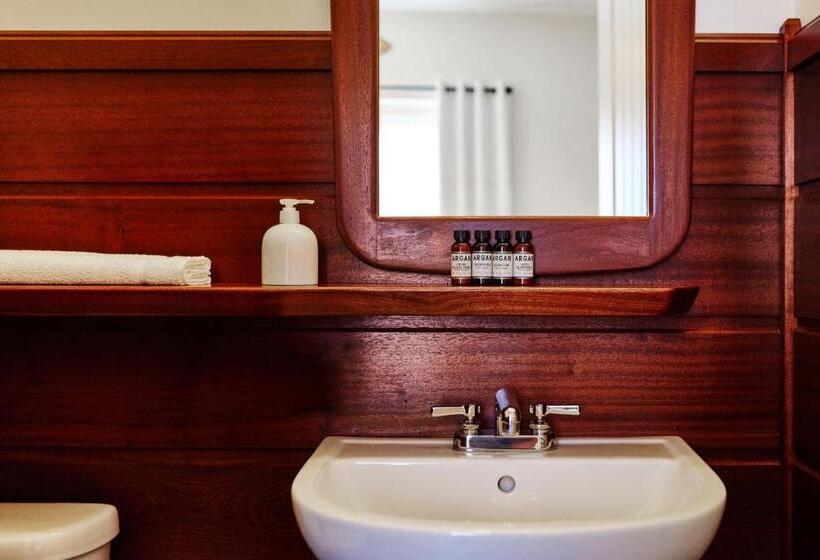 带大床的高级房间, Freehand Chicago