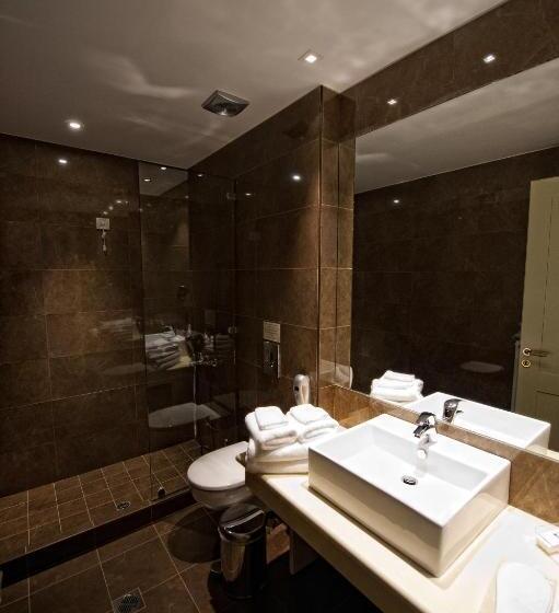 סוויטת ג'וניור נוף לאגם, Mir Boutique