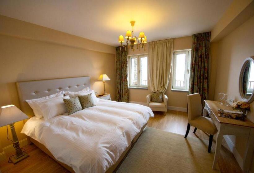 סוויטה אקזקיוטיב, Mir Boutique