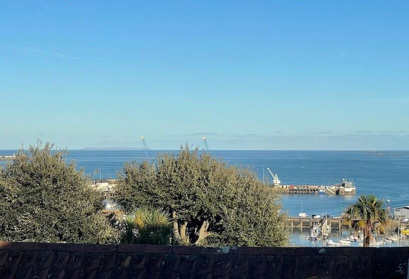 غرفة قياسية ذات إطلالة, Pandora