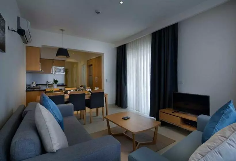 اتاق سوپریور, Ramada by Wyndham Resort Kusadasi