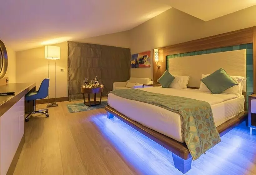 اتاق سوپریور, Ramada by Wyndham Resort Kusadasi