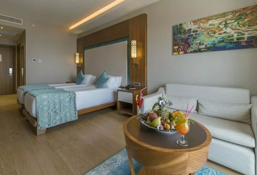 اتاق سوپریور, Ramada by Wyndham Resort Kusadasi