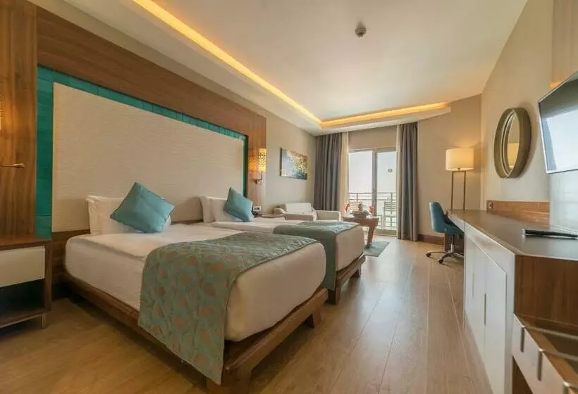 اتاق اکونومی, Ramada by Wyndham Resort Kusadasi