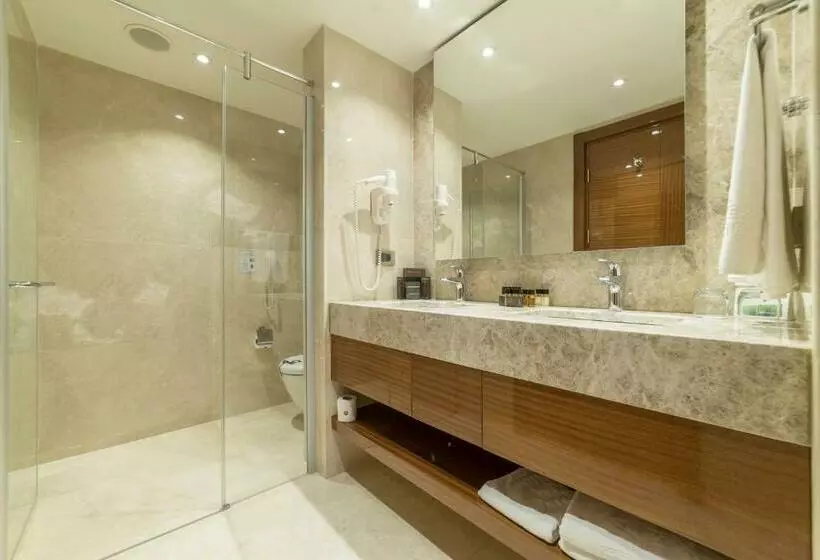 اتاق اکونومی, Ramada by Wyndham Resort Kusadasi