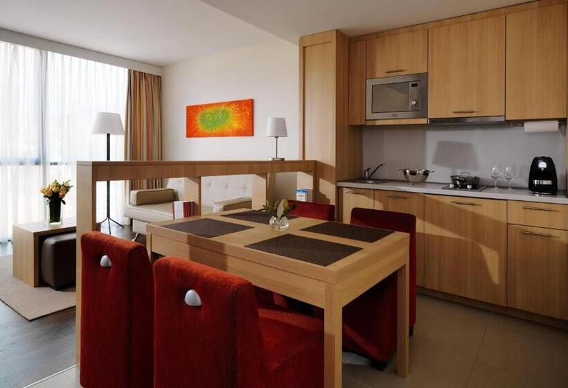 מיטת קינג בסוויטה, Residence Inn By Marriott Sarajevo