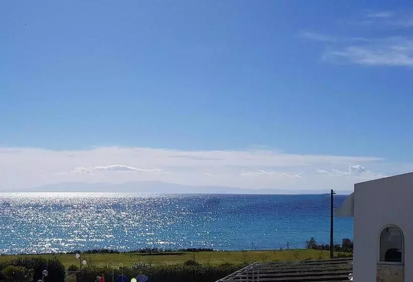 Superior bungalow with sea view, Skion Palace Beach Hotel   Bungalows Boutique