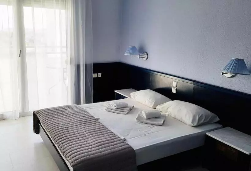 コンフォーとスイートルーム, Skion Palace Beach Hotel   Bungalows Boutique