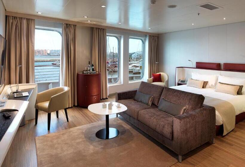 اتاق اجرایی, Sunborn Gibraltar