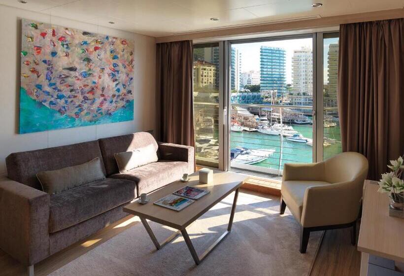 سوییت جونیور, Sunborn Gibraltar