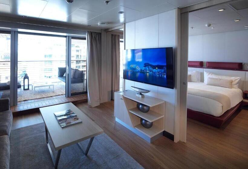 سوییت جونیور, Sunborn Gibraltar