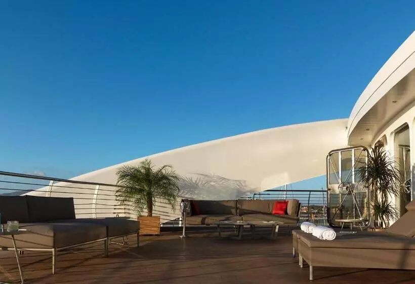 سوئیت پنت هاوس, Sunborn Gibraltar