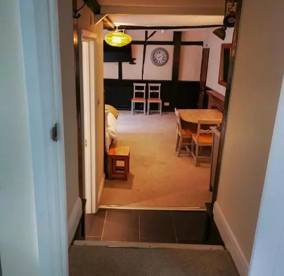 スイート（家族用）, The Olde Kings Arms