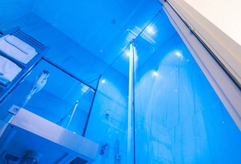 Camera Superiore, Villa Zaccardi