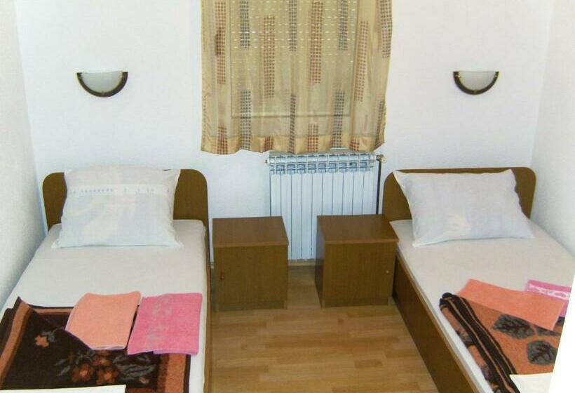 اتاق استاندارد, Pansion Pero Elez Medjugorje