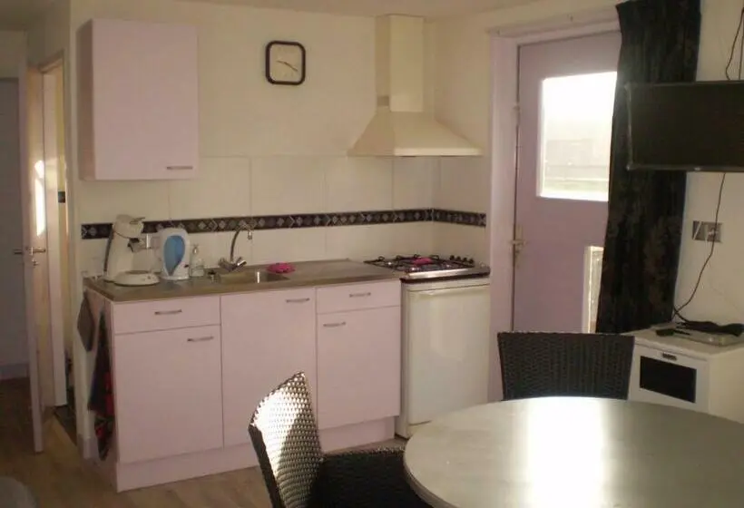 ファミリールーム, Bed En Breakfast Dirosa