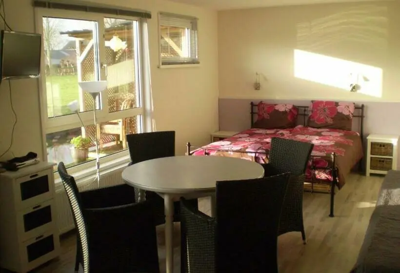 ファミリールーム, Bed En Breakfast Dirosa