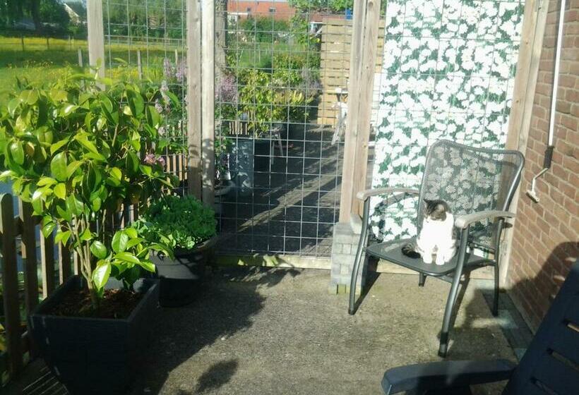 低层单卧公寓, Bed En Breakfast Dirosa