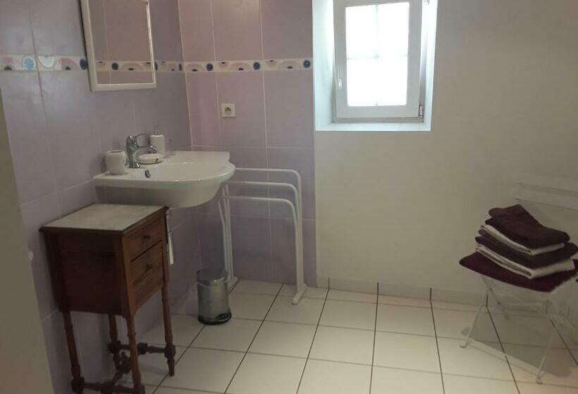 スタンダードルーム, La Reine Des Prés Chambres D Hôtes