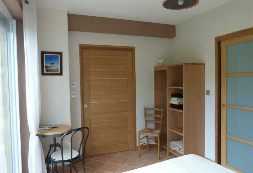 ガーデンビュースタンダードルーム, La Reine Des Prés Chambres D Hôtes