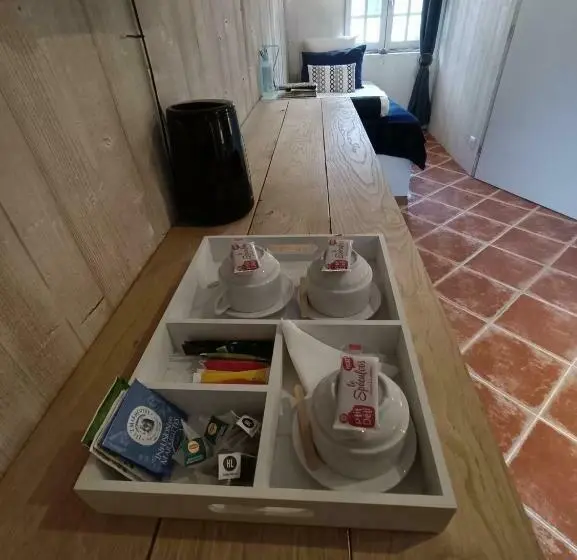 庭の見えるスタンダードトリプルルーム, Le Domaine Du Sens