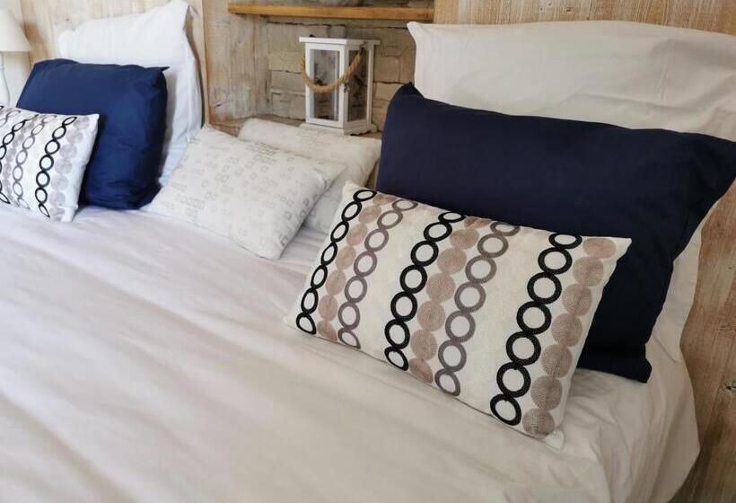 חדר סטנדרט לשלושה עם נוף לגינה, Le Domaine Du Sens