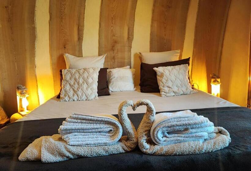 חדר סטנדרט לשלושה עם נוף לגינה, Le Domaine Du Sens