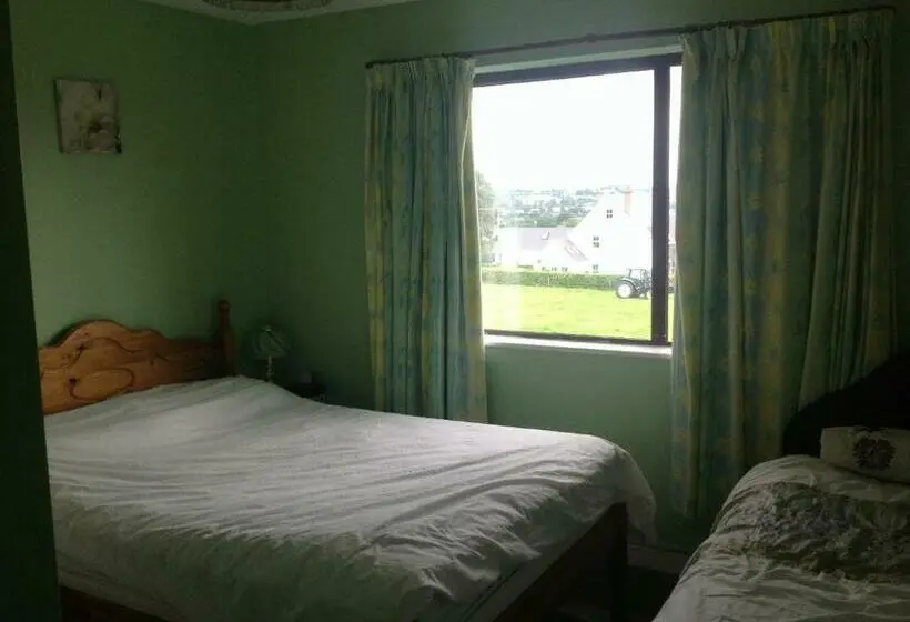 Standardrum, Hill View B&b
