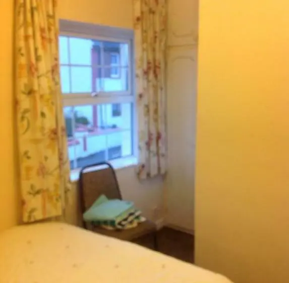 Standardrum, Hill View B&b