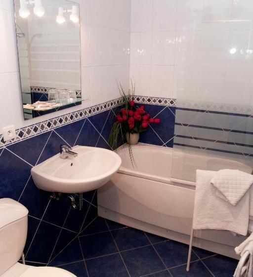 Номер Стандарт Индивидуальный, A L étoile D Or