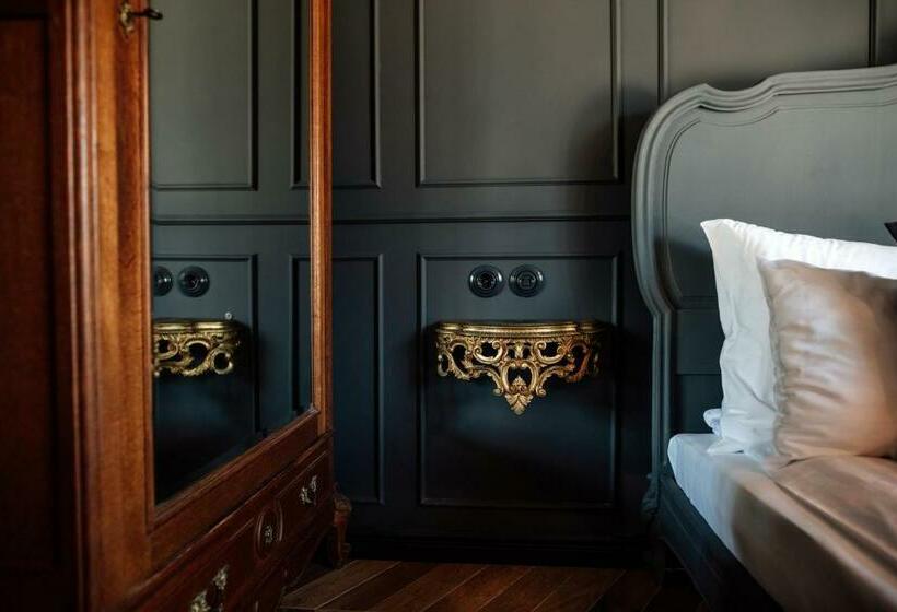 ハイドロマッサージバス付きスイート, Hazai Provence