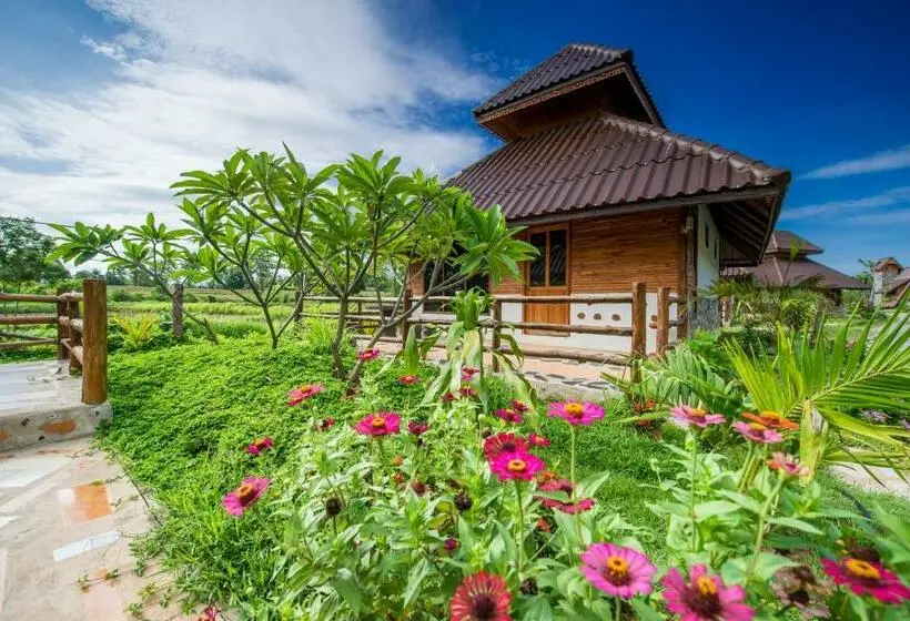 バルコニー付スタンダード4ベッドルーム, Panya Garden Resort