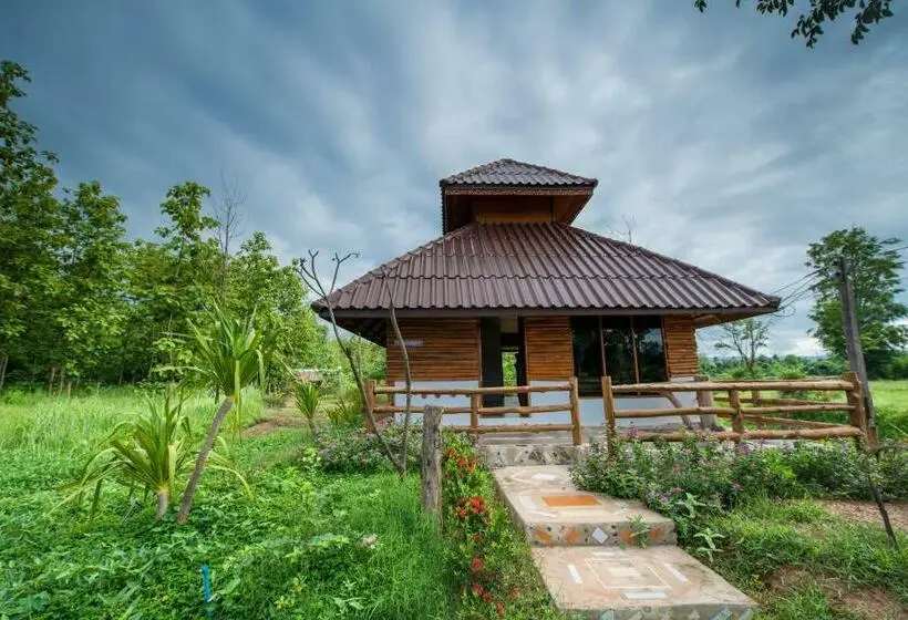 バルコニー付きスタンダードルーム, Panya Garden Resort