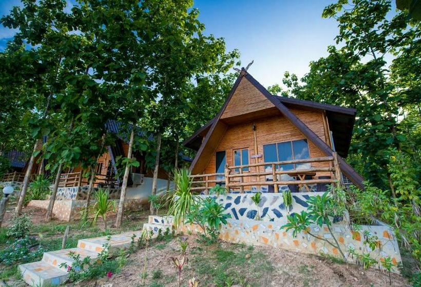 스탠다드 발코니 룸, Panya Garden Resort