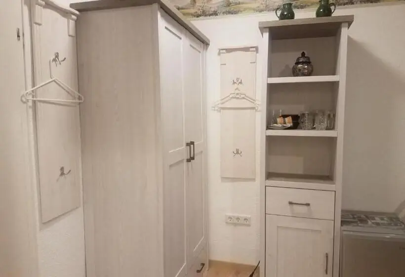 スタンダードルーム, Ferienwohnung Wacker, Apartments Und Zimmer