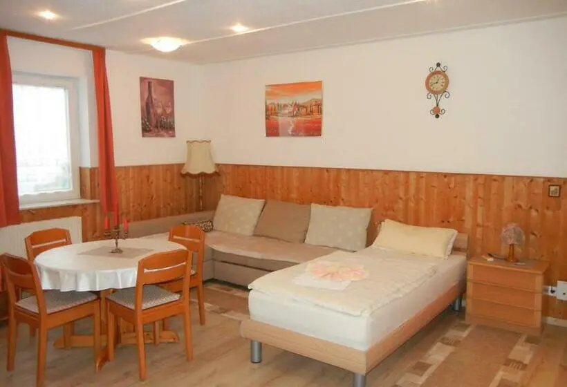 １ベッドルームのスーペリアアパートメント, Ferienwohnung Wacker, Apartments Und Zimmer