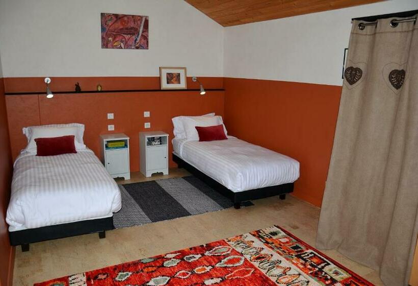 חדר משפחתי נוף לגינה, Le Clos De La Lande Vallée