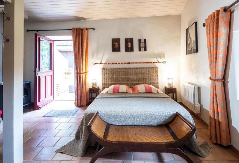 חדר סטנדרט עם טרסה, Le Mas De Ribard