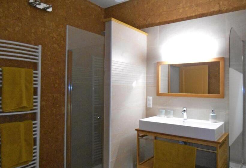 חדר סטנדרט נוף להרים, Le Mas De Ribard