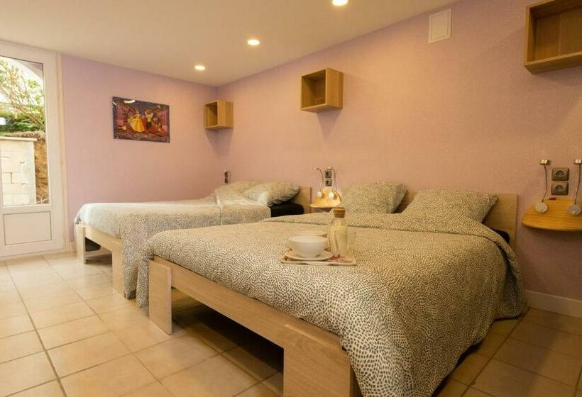 스탠다드 스튜디오, Les Chambres D Aline