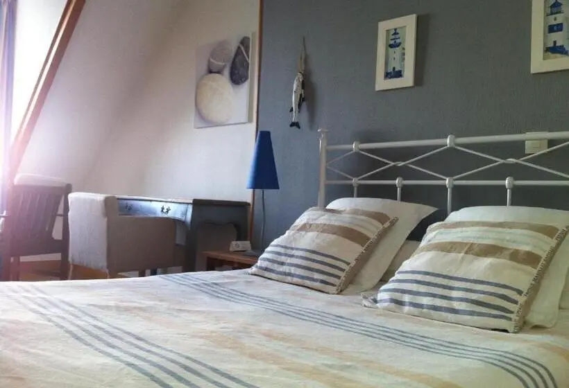 オーシャンビューデラックスルーム, Les Transats Chambre Et Appartements Vue Mer