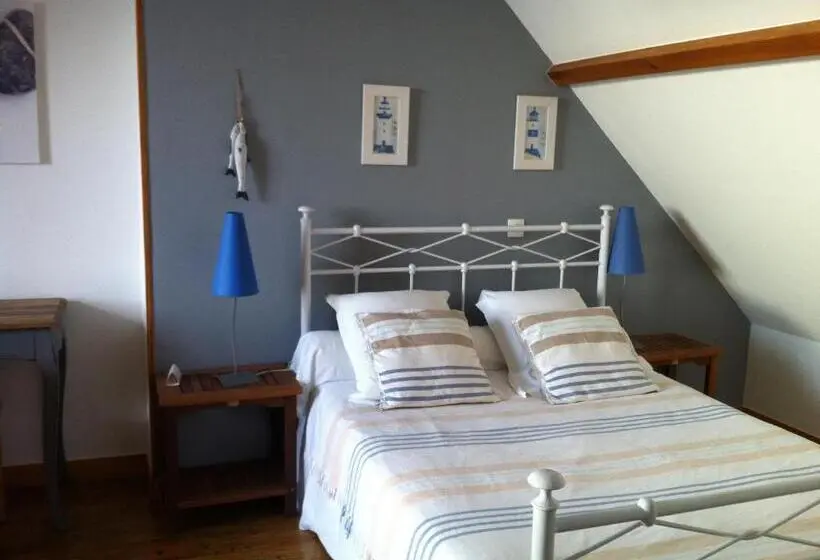 オーシャンビューデラックスルーム, Les Transats Chambre Et Appartements Vue Mer