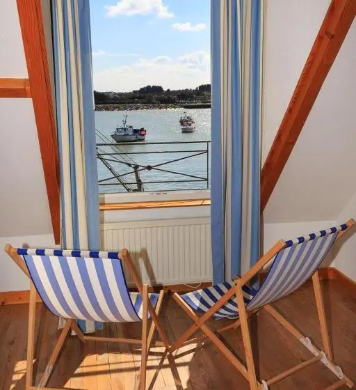 オーシャンビューデラックスルーム, Les Transats Chambre Et Appartements Vue Mer