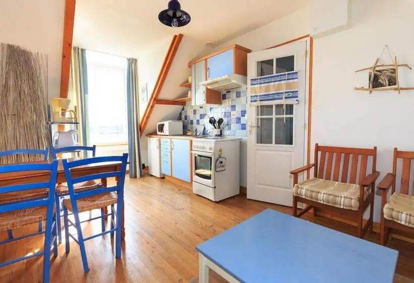 オーシャンビューデラックスルーム, Les Transats Chambre Et Appartements Vue Mer