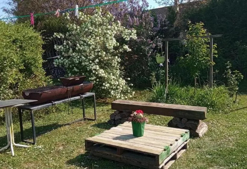 Perhehuone, B&b Du Cerisier, Diner Sur Demande