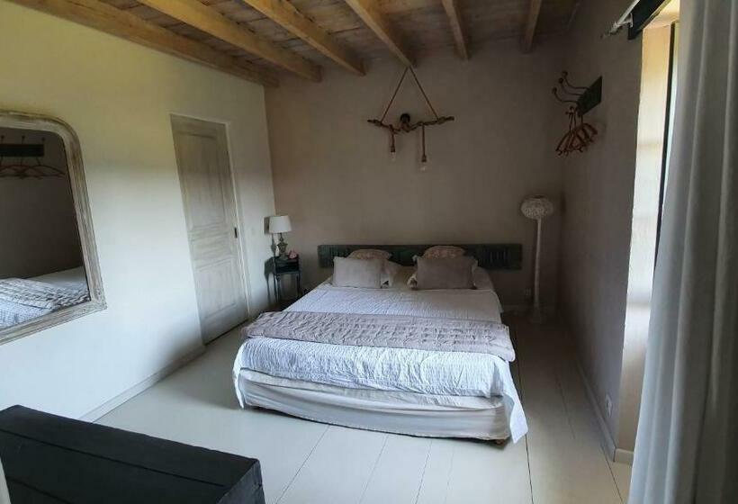 חדר משפחתי, Le Clos Goëlle