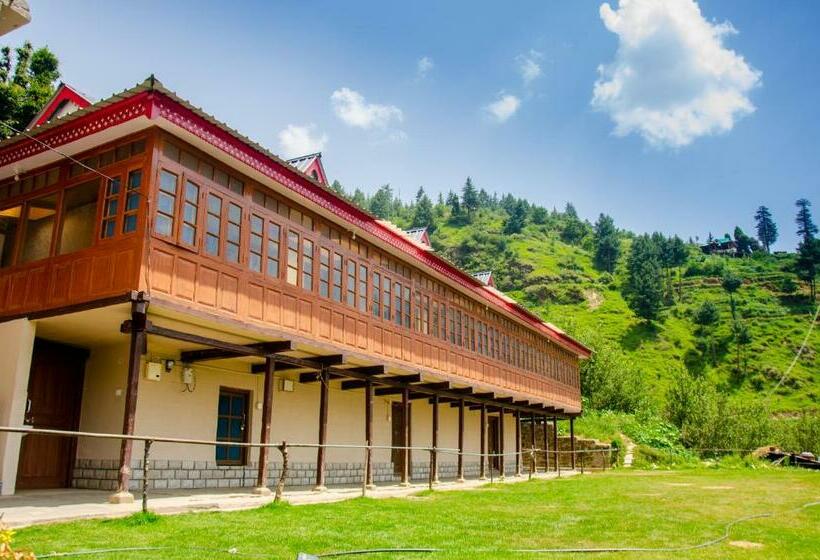 キングサイズベッドのスタンダードルーム, Nirvana Homes Rarta