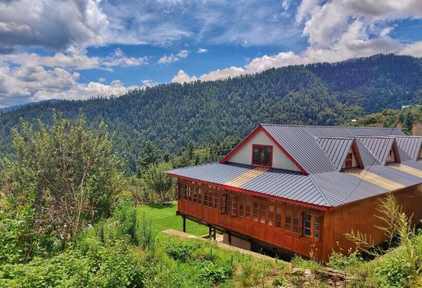 キングサイズベッドのスタンダードルーム, Nirvana Homes Rarta